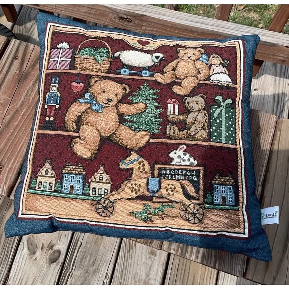 Riverdale Tapestry Throw Pillow 15 x 15 Bear Christmas Cottage Vintage